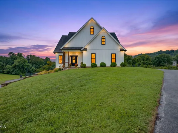 3925 Lake Valley Ct, Kingsport, TN 37664