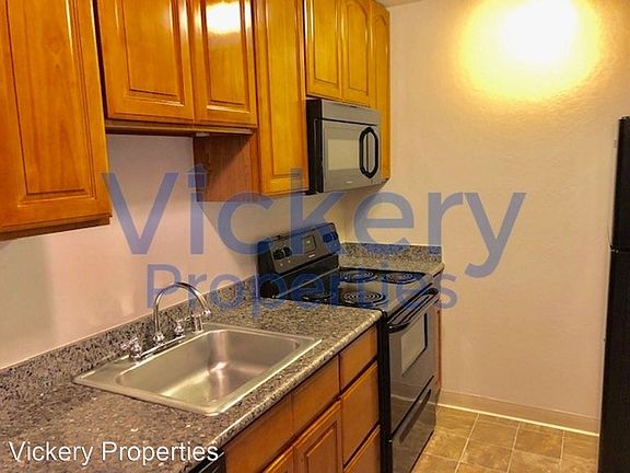 3rd image of 175 Sierra Dr APT 106