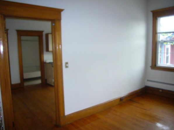 46 Main St APT 5