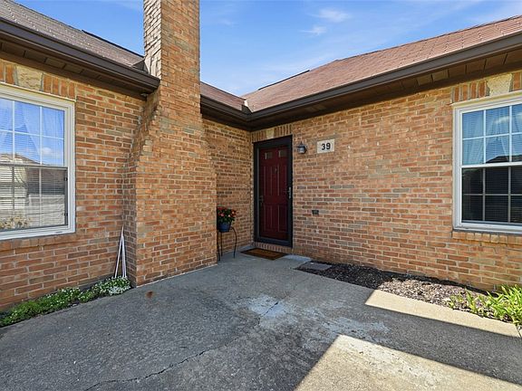 5th image of 39 Ashford Dr