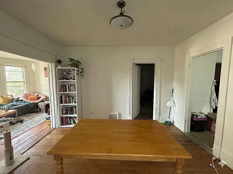 217 N Livingston St — Photo 20