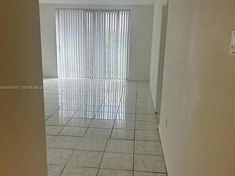 15600 NW 7th Ave #501 — Photo 3
