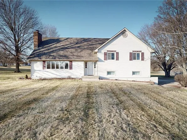 25404 E 130th Ter, Greenwood, MO 64034