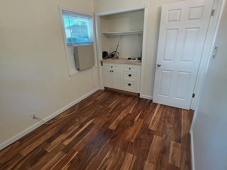 1317 Sherwood Dr — Photo 23