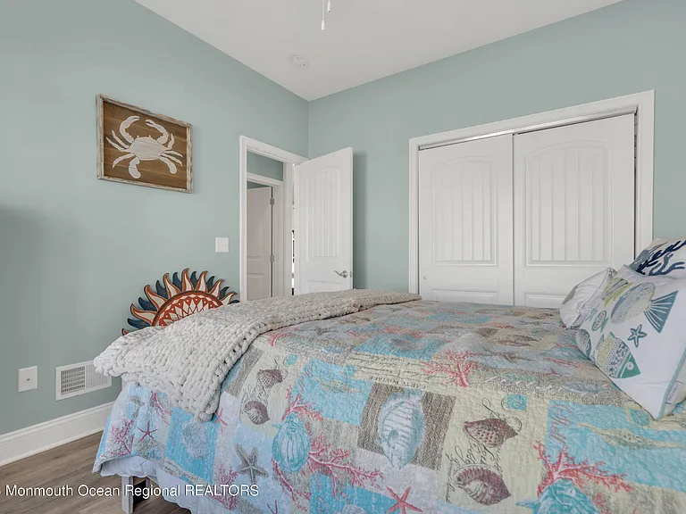 411 Harding Ave — Photo 22