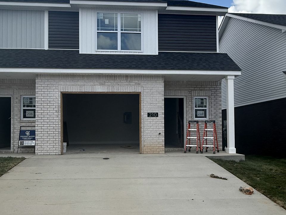 1st image of 210 W Fallow Ct