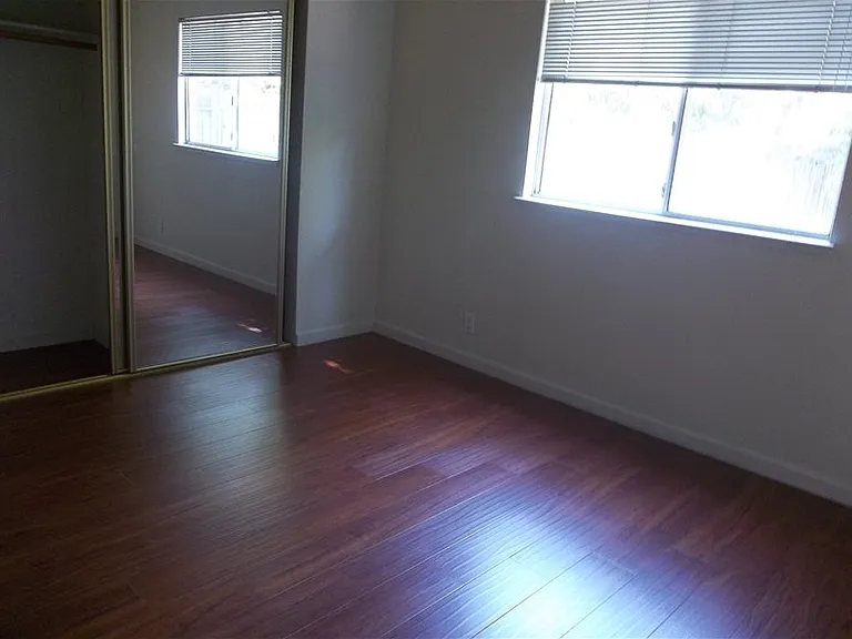 954 Crisp Dr — Photo 8