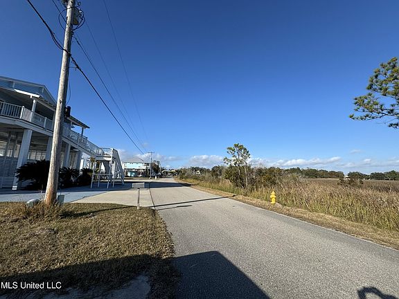4th image of 10187 S River Dr Lot 10