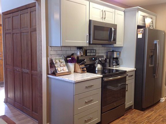 5th image of 91 Strathmore Court Dr