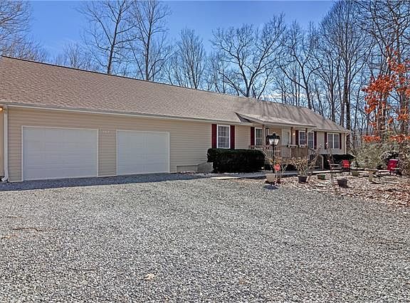 2nd image of 561 Skyland Dr