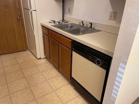 2nd image of 4741 Walma Ave SE Unit 102