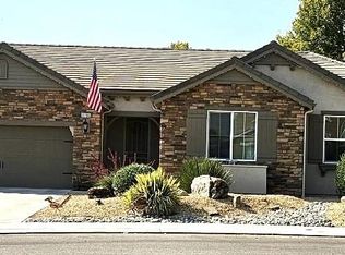 3736 Robinwood Ave, Clovis, CA 93619
