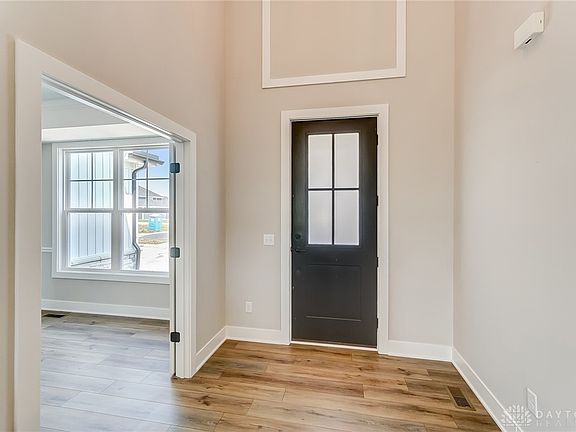 3rd image of 7878 Wedgemere Cir