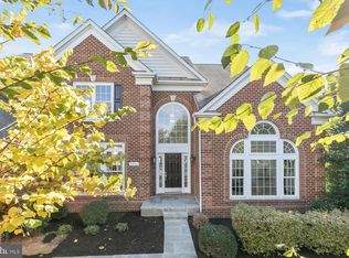 4801 Christie Jane Ln, Fairfax, VA 22030