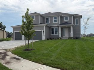 16978 S Brentwood St, Olathe, KS 66062
