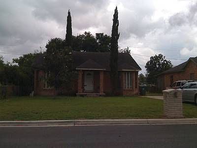 1st image of 146 Willacy Ave