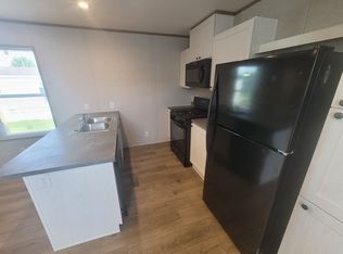 700 W Ridgeway Ave #859, Cedar Falls, IA 50613
