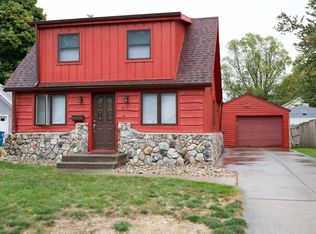 419 Henry St, New Haven, IN 46774