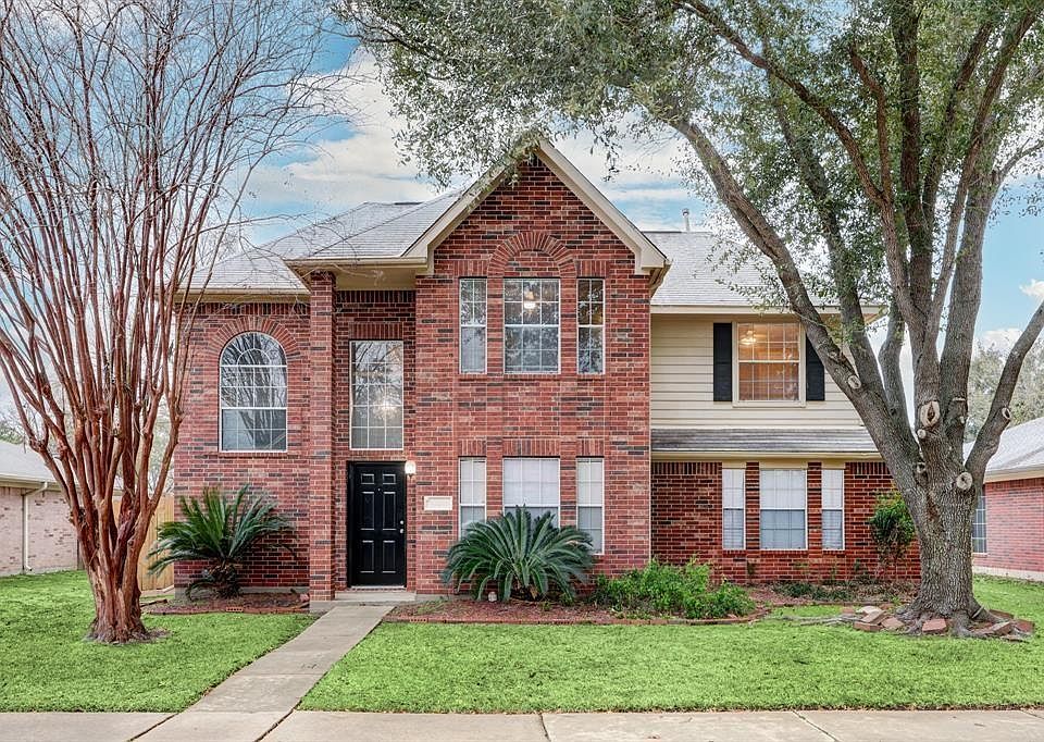 1st image of 15319 Geral Lane