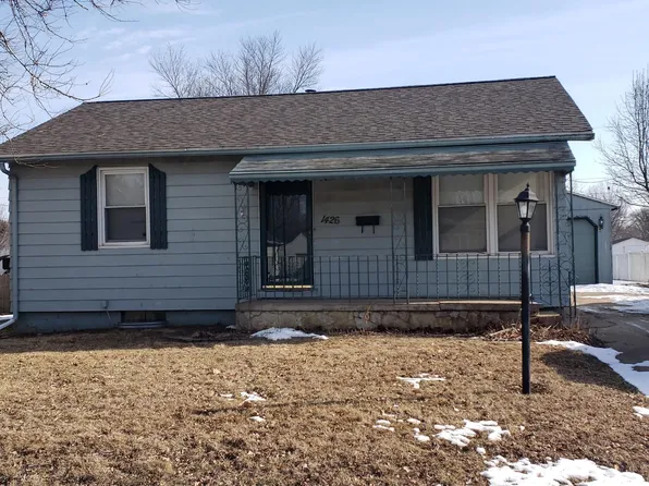 1426 N Cutright St, Chillicothe, IL 61523