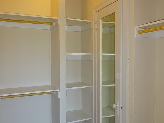 3rd image of 1525 Lasalle Ave APT 309