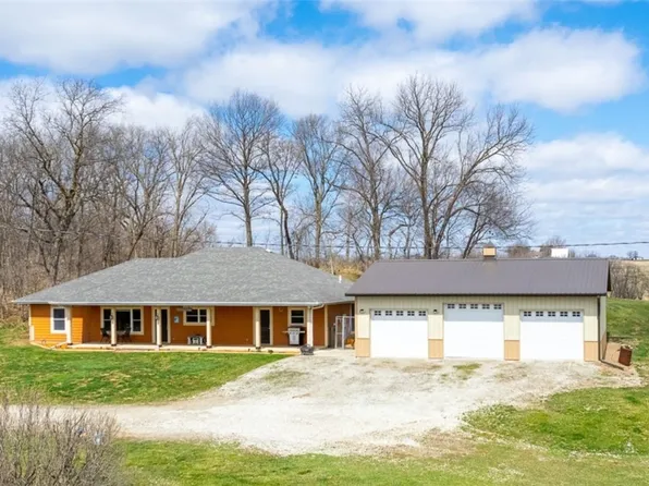 1656 70th Ave, Melcher Dallas, IA 50062