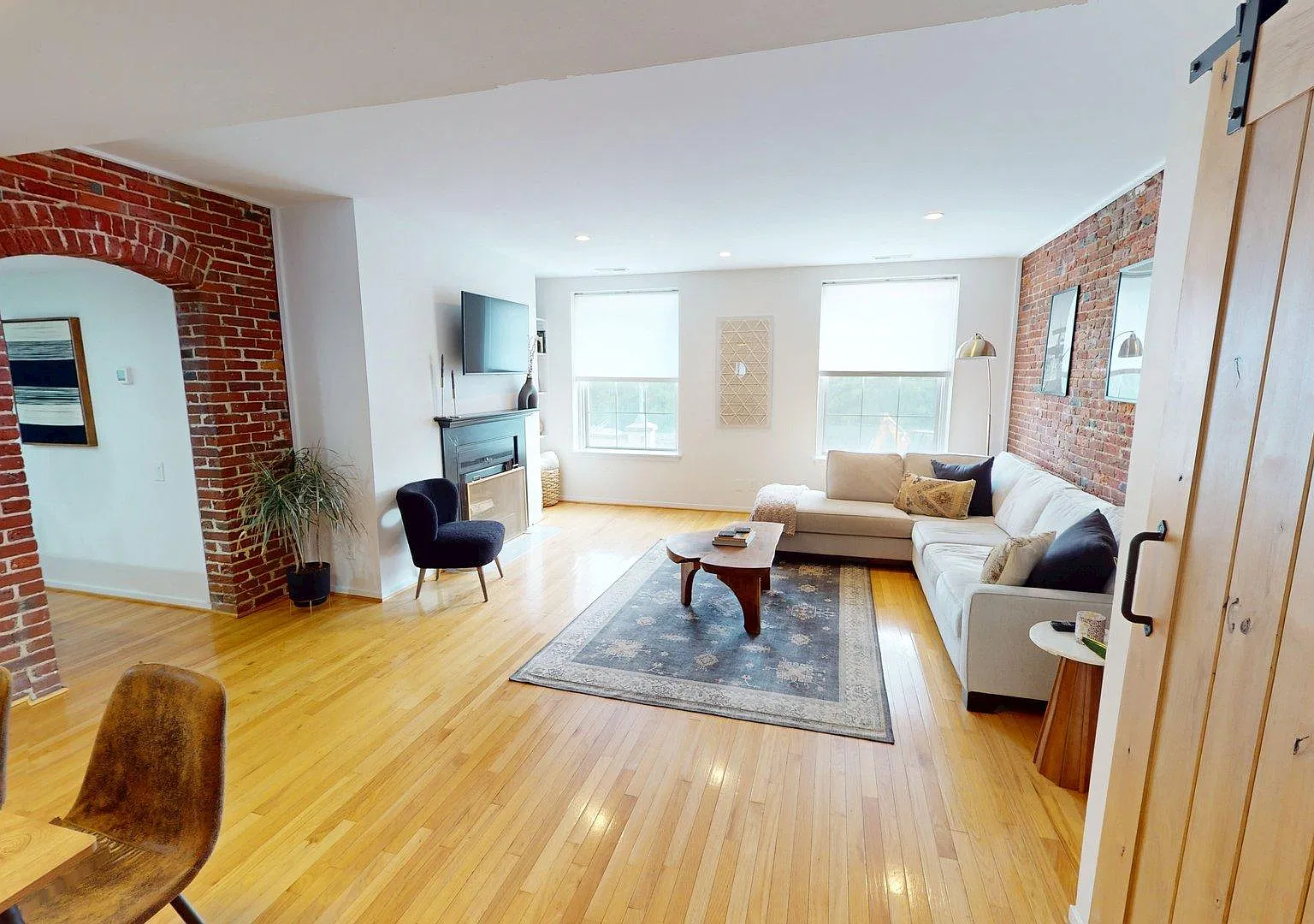 1 bed, 799 sqft, $2,395 — Photo 4
