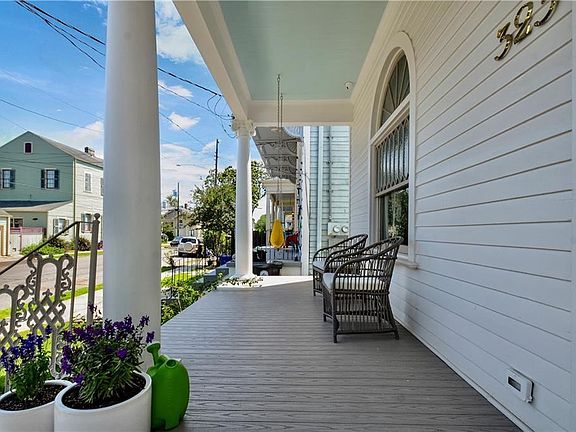 3rd image of 323 Pelican Ave