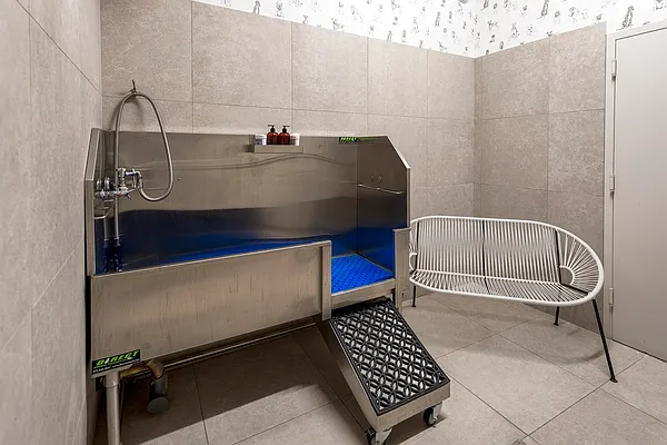 Rented by Bozzuto Management | media 22