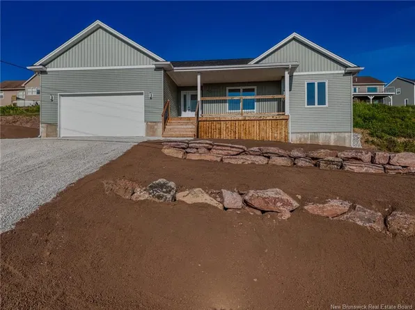 72 Squire Dr, Quispamsis, NB E2G 0B5