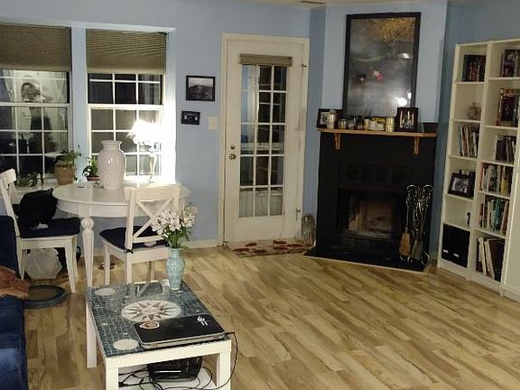 4th image of 2596C S Arlington Mill Dr #3