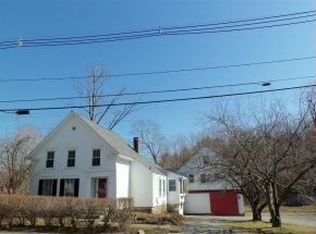 71 N Main St, Newton, NH 03858