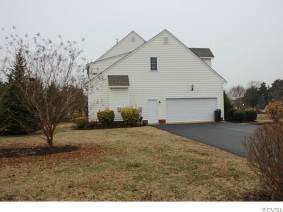 3rd image of 7141 Sydnor Ln