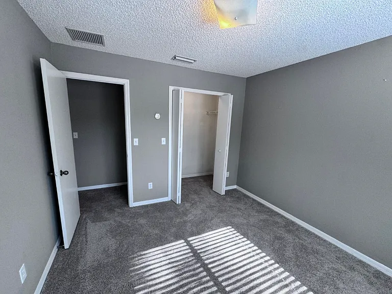 5216 Brighton Park Ln — Photo 25