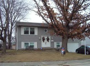 1626 E Barrington Ave, Decatur, IL 62526