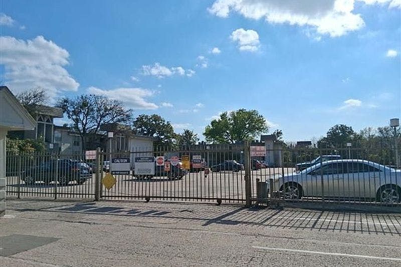 1st image of 4845 Cedar Springs Rd Unit 1