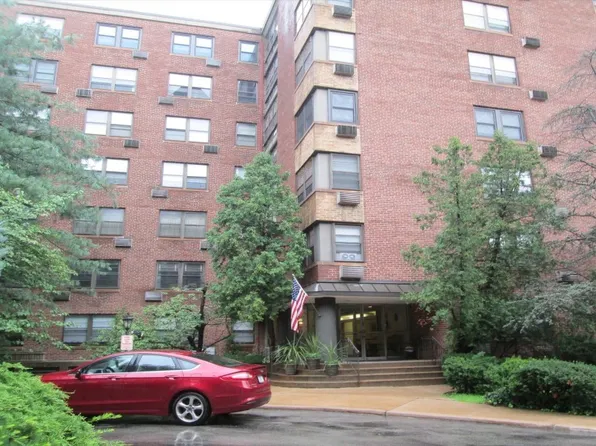 80 W Baltimore Ave, Lansdowne, PA 19050