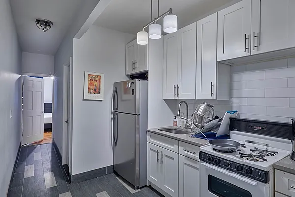 Rented by Real Street Inc | media 1