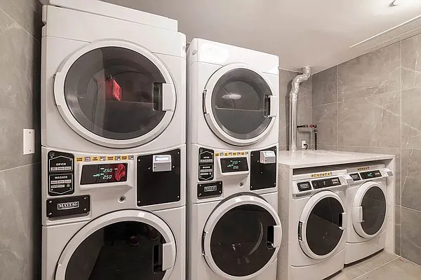 Rented by Highline Residential | media 30