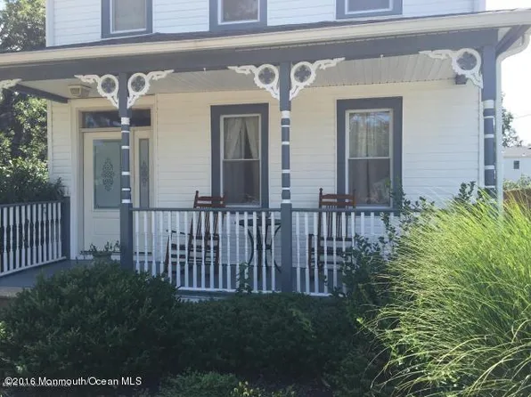 214 Union Ave, Lakehurst, NJ 08733
