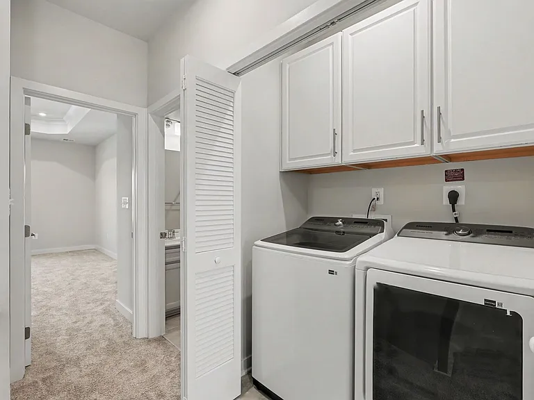 9177 Edenderry Dr — Photo 7