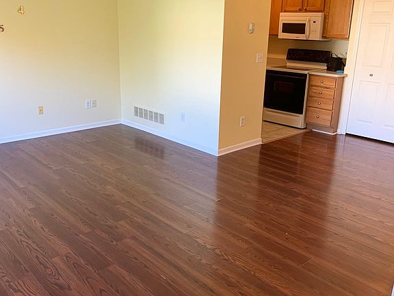 2nd image of 29841 Cathy Ln #72