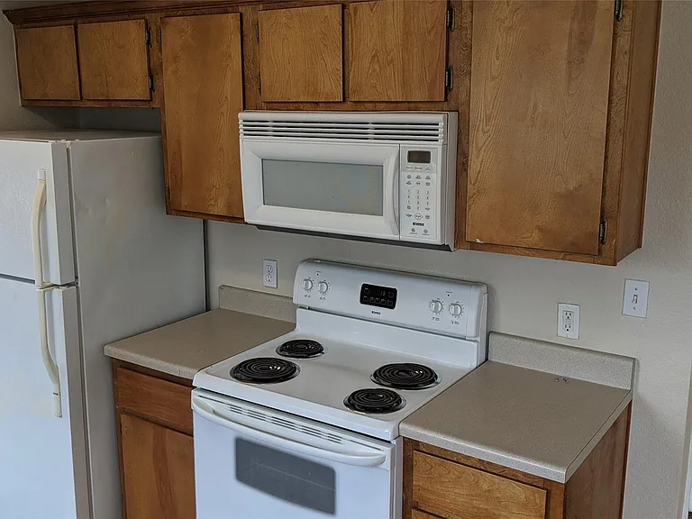 114 Sendero Dr — Photo 8