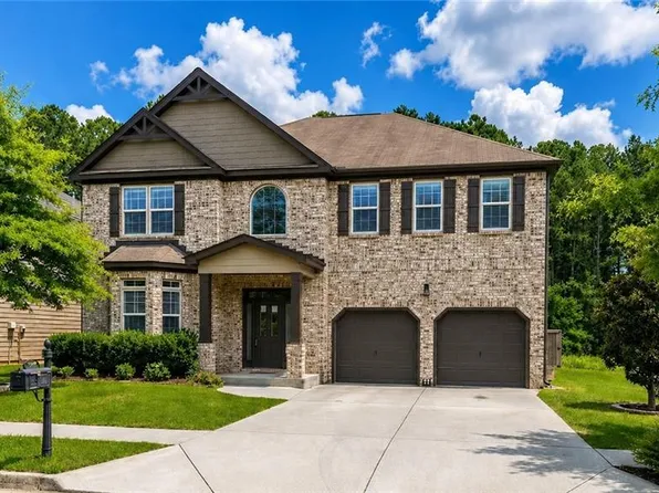 49 Bay Crest Ct, Loganville, GA 30052