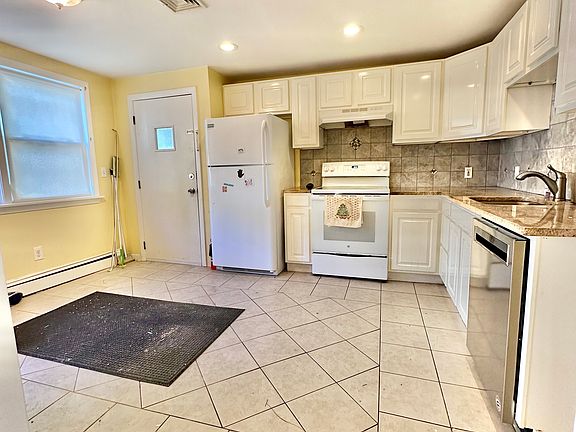 2nd image of 1 Lawndale Ave #2
