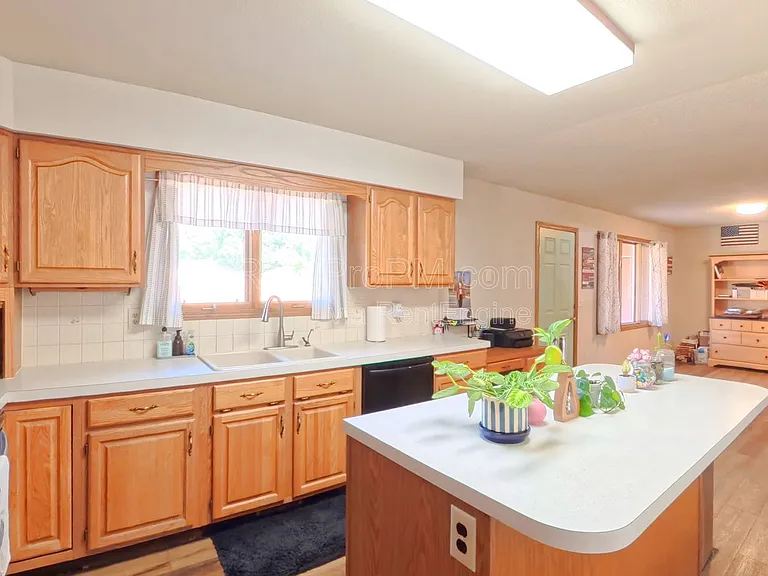 3209 White Elm Ct — Photo 8