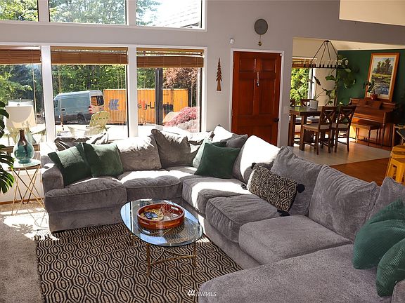 Open concept floorplan