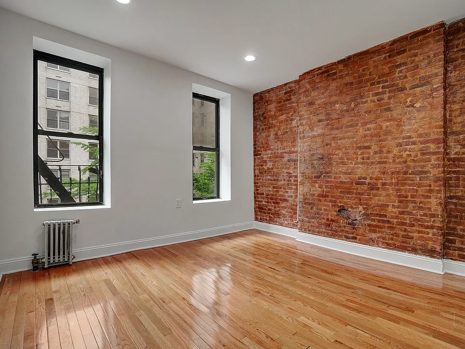507 E 83rd St #3C