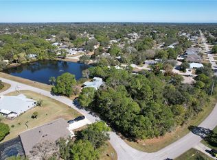 1384 Cheltenham St, Sebastian, FL 32958