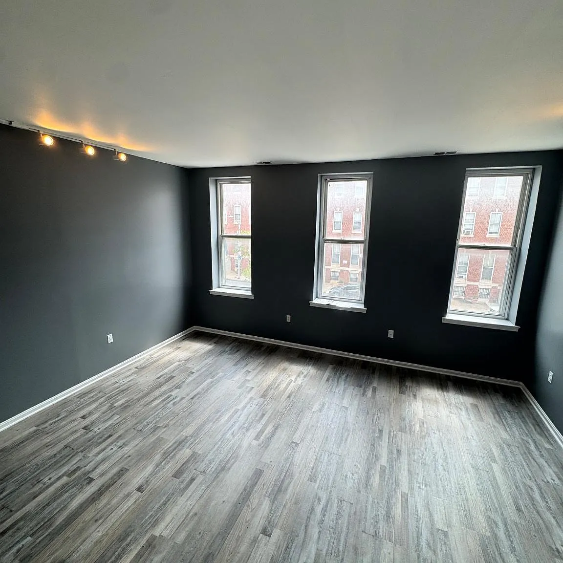 3 bed, 1.5 bath, 1881 sqft, $1,750 — Photo 4